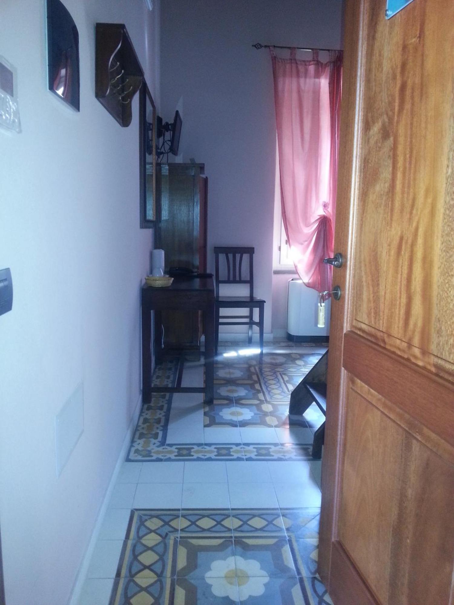 La Corte Di Lucina Terralba Quarto foto